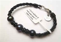68038 Leather Bracelet with Fresh Water Pearl