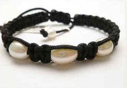 68040 Leather Bracelet with Fresh Water Pearl