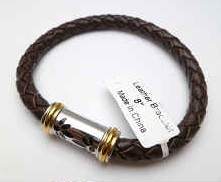 68093 Leather Bracelet with Stainless Steel Claps