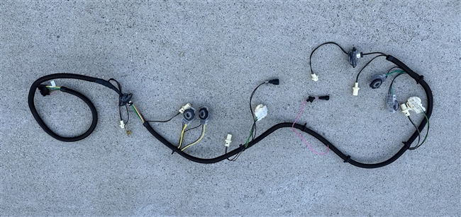 image of 1979 - 1981 Formula and Trans Am Rear Body Tail Light Wiring Harness, 5 Holes Per Lamp