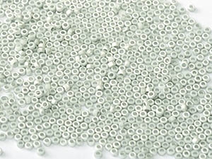 11/0 11CZ402F-27071 Labrador Matted Opaque White Czech Seed Beads - 10 Grams