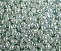 Tear Drops 6/4mm : Pearl - Baby Blue - 25 count