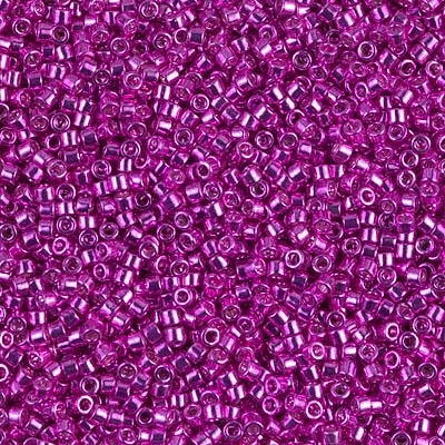 Miyuki Delica Seed Beads 5g 11/0 DB0422 GA Magenta