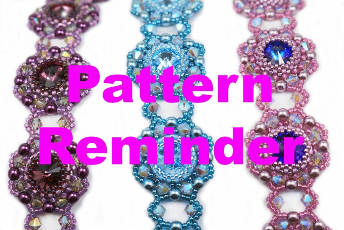 Deb Roberti's Holiday Bracelet & Medallion Pattern Reminder