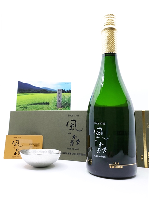 é¢¨ã®æ£® ç´”ç±³å¤§åŸé‡€ 300å‘¨å¹´è¨˜å¿µå¥—è£ ç¬Šç±¬æŽ¡ ç„¡æ¿¾éŽåŽŸé…’ ï¼»720mlï¼½