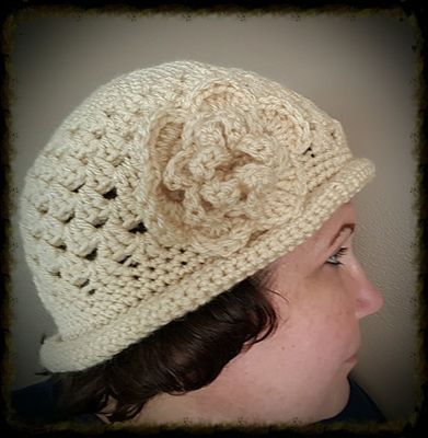 Flapper Flower Hat with Attached Flower - Cream