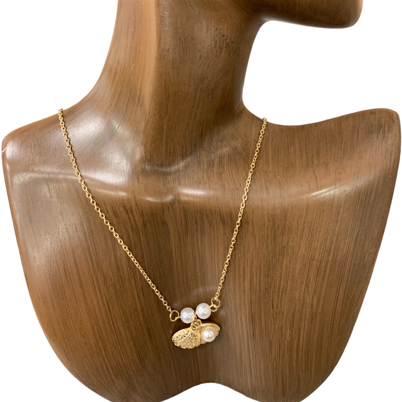 17389 ANTIQUE GOLD SEA SHELL PEARL THIN NECKLACE