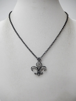 DJN20 FLEUR DELIS NECKLACE