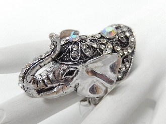 EH769 ELEPHANT HEAD STRETCH RING