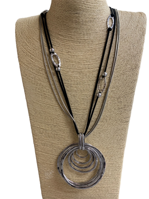 EN10068 MULTI CIRCLE LONG NECKLACE