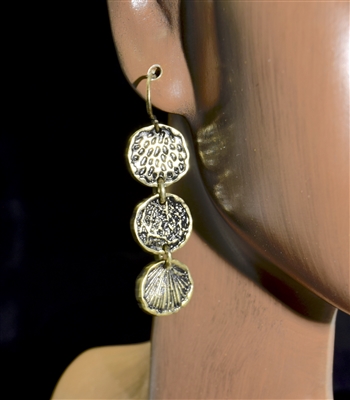 GE3296 ANTIQUE PATTERN DANGLE EARRINGS