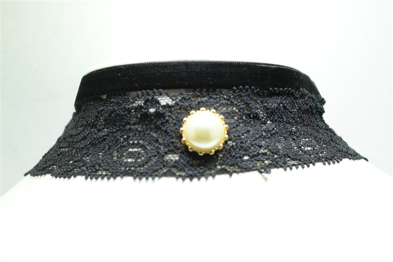 NY7021GBK ca g Lace 2round stud choker