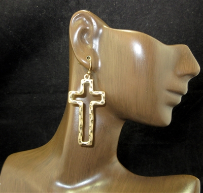 QE1904 HAMMERED OPEN CROSS DANGLE EARRINGS