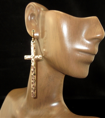 VE2701 HAMMERED MATTE SLIM LONG CROSS EARRINGS