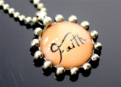 ZQN1580 "FAITH" NECKLACE