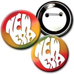 Lenticular button with yellow, red, and green, color changing