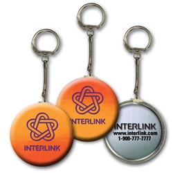 Lenticular key chain with yellow and orange gradient, color changing with