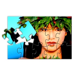 Lenticular jigsaw puzzle with sexy tropical Hawaiian hula girl winks her eye, animation