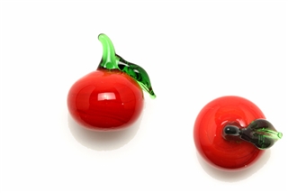 Fruit & Vegetable Lampwork Glass Beads / 15MM Apple