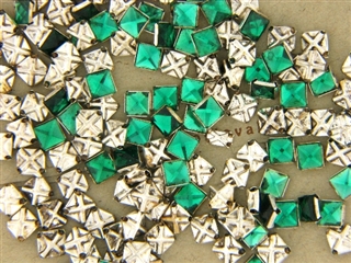 Vintage Czechoslovakian Rose Montee / Square Emerald 5.7MM