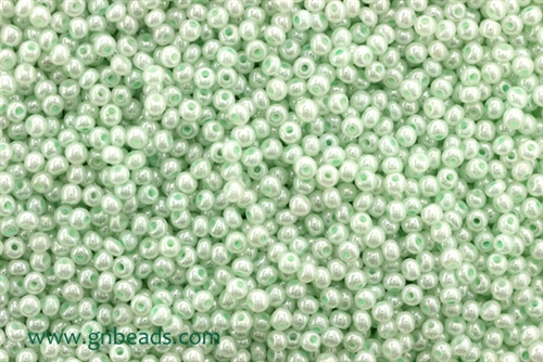10/0 Seed Bead,Vintage Czechoslovakian Seed Beads, Lustre, Pale Green
