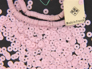 Vintage Round French Sequins / 3.85MM Flat Pale Pink