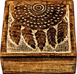 Wholesale Wooden Carved  Box - Dream Catcher Antiqued 6"x 6"