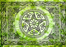 Celtic Pentacle Tapestry 69"x108" (Green)