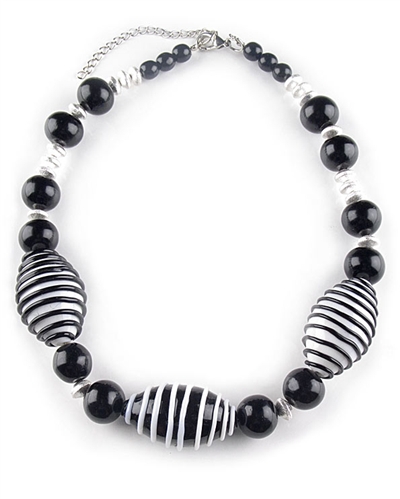 Black & White Murano Glass Bead Necklace by Farfallina