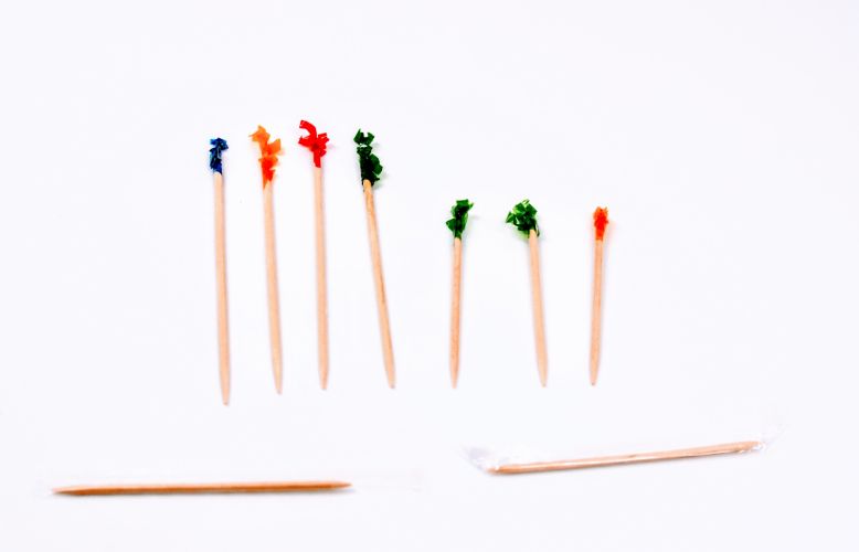 Toothpicks Club Frill, 4" - 1000/Cs