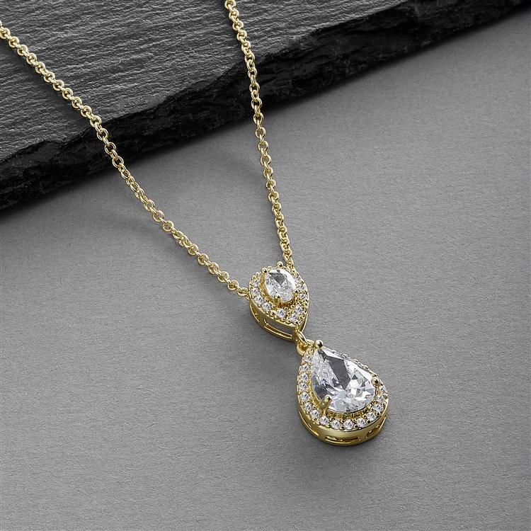 Lustrous Gold Cubic Zirconia Teardrop Wedding Pendant<br>3520N-G