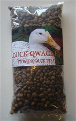 CHICKEN LOVE DUCK QWACKERS FLOATING TREAT FOR WATER FOWL 6/36 OZ. BAGS  UPC 817172012256