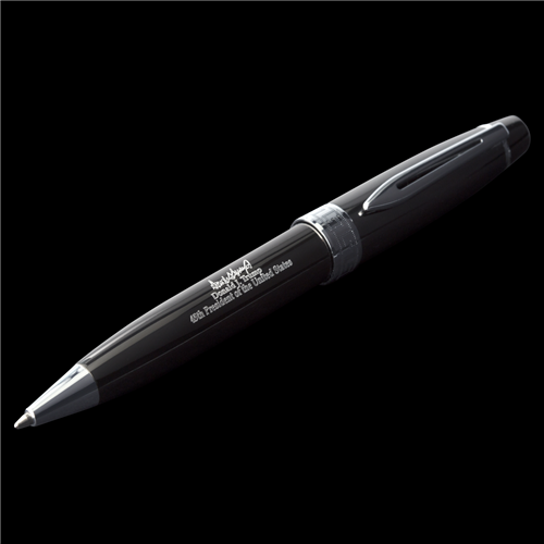 donald j. trump signature ink pen with 45th president of the united states - white house gift shop 58th presidential inauguration store

Donald Trump Signature Ink Pen