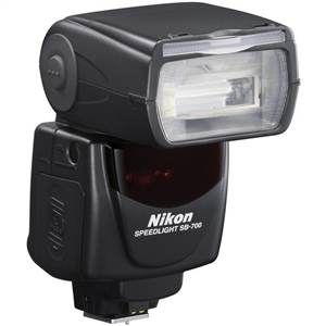 Nikon SB-700 AF Speedlight Shoe Mount Flash