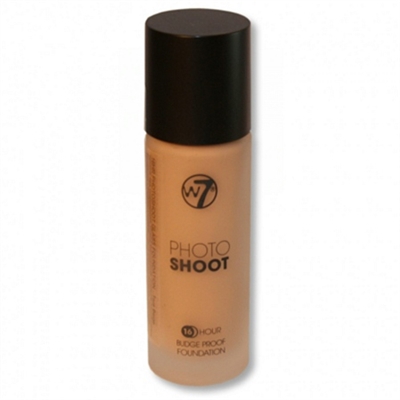 W7 Photo Shoot 16 Hour Budge Proof Foundation True Beige 28ml