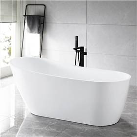 Thin lip Modern 67" Slipper Freestanding Tub