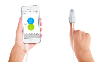 Kenek Edge Fingertip Pulse Oximeter & Sensor for iPhones