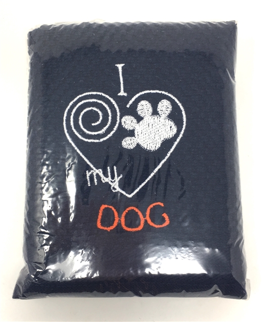 "I Love My Dog" Towel by Aunt Nettie