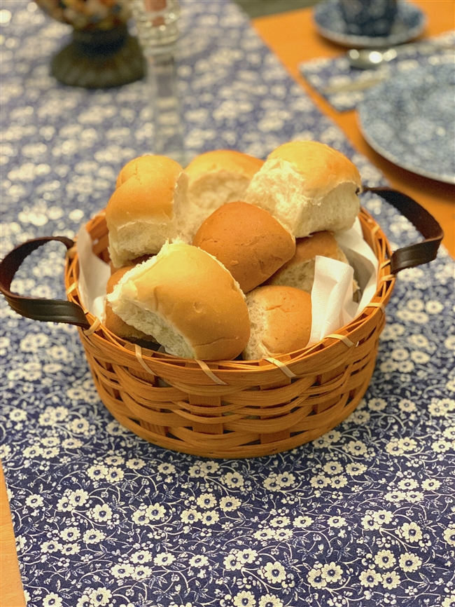 Amish Made Bun Basket