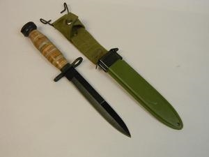 NEW ITEM ! M4 WWII BAYONET WITH M8A1 SCABBARD