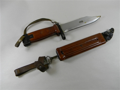 RUSSIAN AK-47 RED BAKEILITE BAYONET