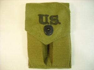 US GI ORIGINAL WWII COLT 45 MAGAZINE POUCH