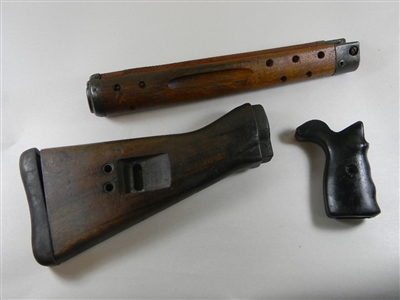 CETME RIFLE WOOD STOCK SET.