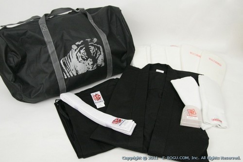 Karate uniform + Protectors + Bag combination