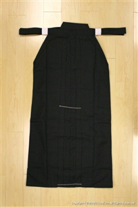 ** OUTLET ** Navy Blue Tetron Hakama - Size 24