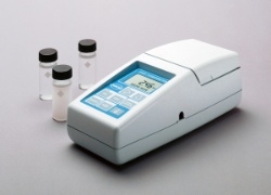 HACH 2100P TURBIDIMETER