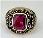 1961-62 Cincinnati Bearcats MVC Champions 10K Gold NCAA Basketball Ring