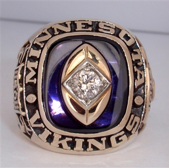 1969 Minnesota Vikings Super Bowl IV NFC Champions 10K Gold Ring With a Real Diamond