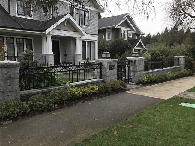 Classical Railing with stone base