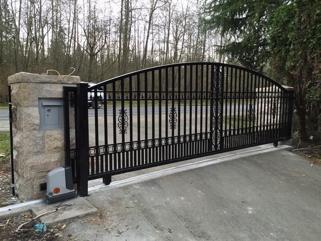 Aluminum Slide gate with mhouse opener